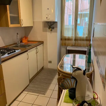 A Casa Di G. Piazza Bresca *